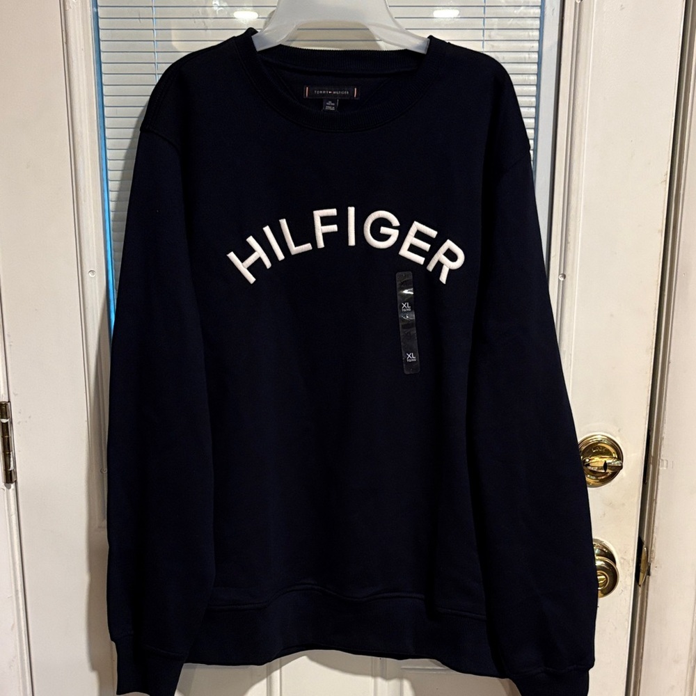 Tommy Hilfiger Men's Navy Blue Crewneck Sweatshirt Size XL